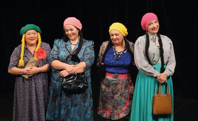  Serdeczny śmiech spod moherowego beretu