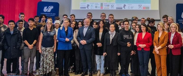  Studia do otwierania świata na język śląski